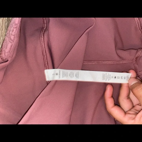 lululemon leggings - mesh, size 2 - Picture 6 of 7